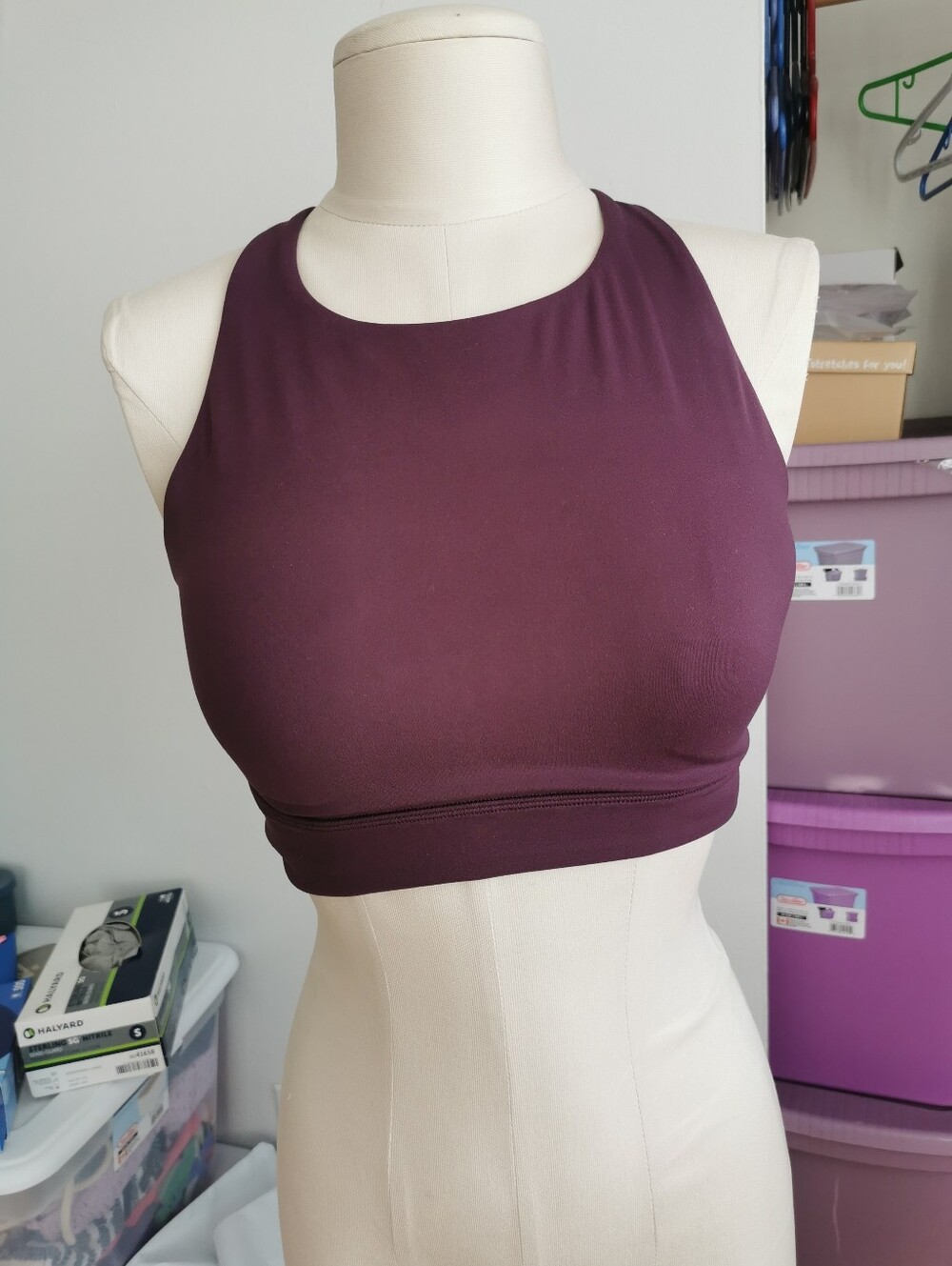 Women's High-Neck Sports Bra — Plum